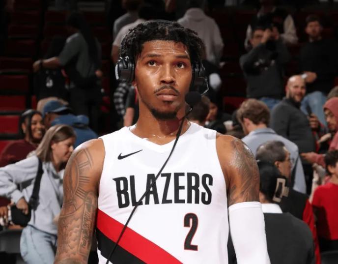 九游网页版登录入口-开拓者伤病球员陆续回归，杨瀚森已经跌出轮换阵容！