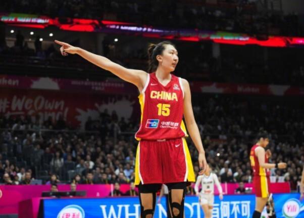 九游网页版-世预赛两连胜！王思雨最后2分钟砍9分，中国女篮84-74捷克